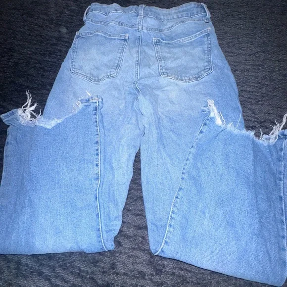 No Boundaries Light Blue Straight Leg Jeans - Picture 4 of 5